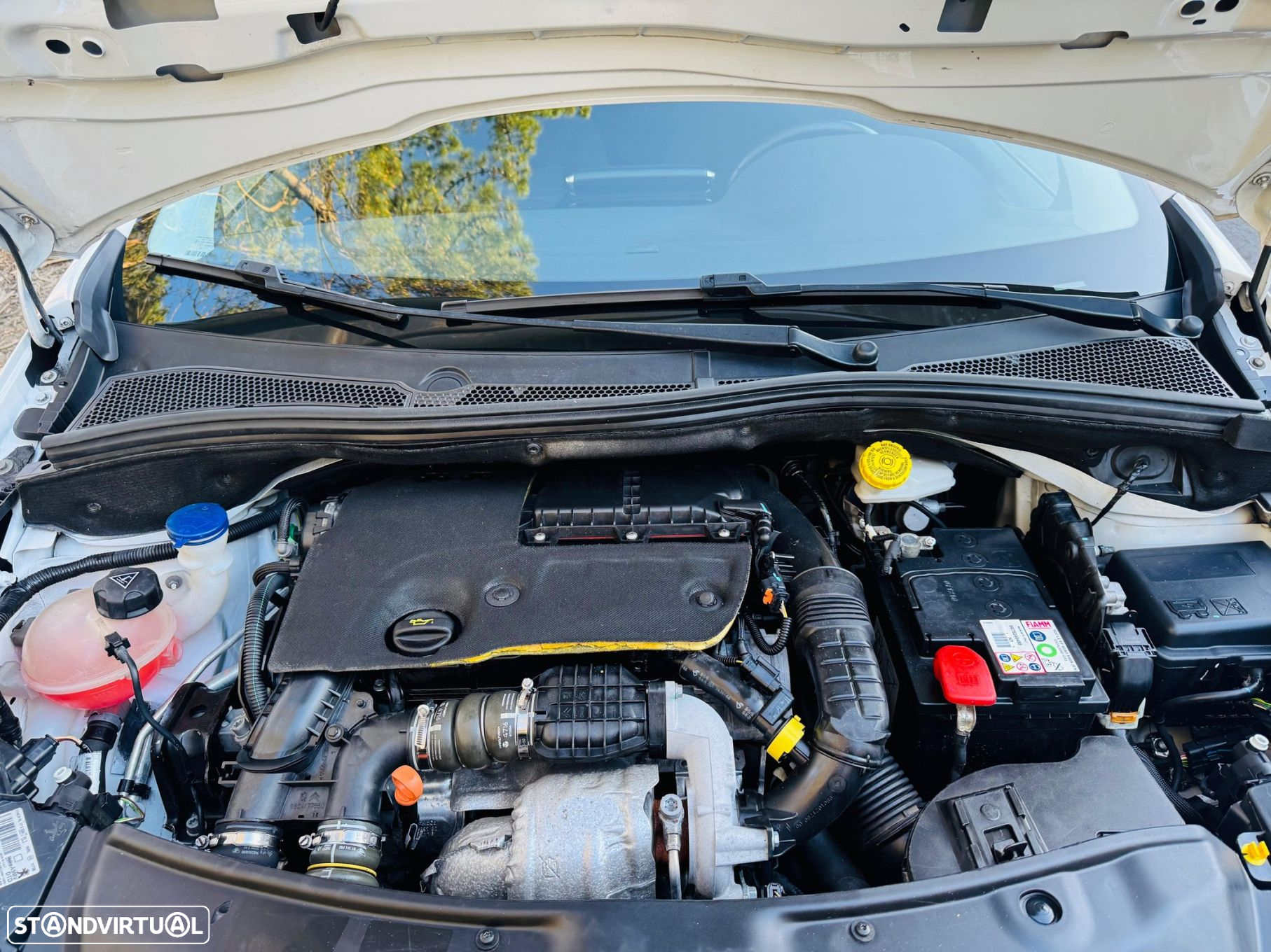 Peugeot 208 1.6 BlueHDi Style - 32