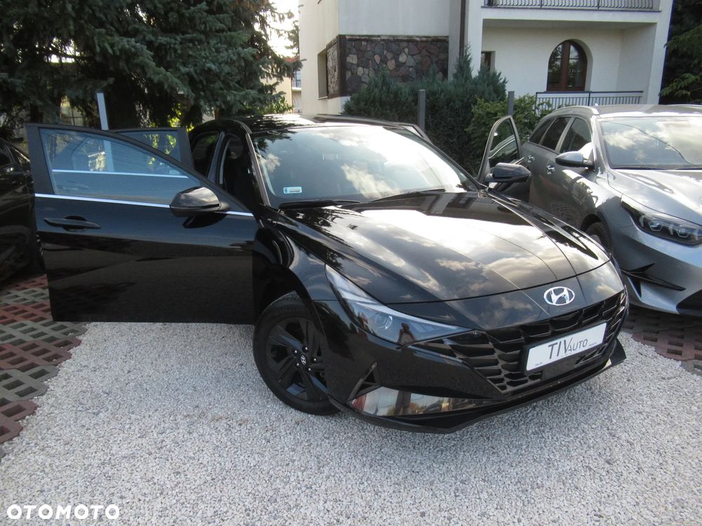 Hyundai Elantra 1.6 Smart CVT - 36