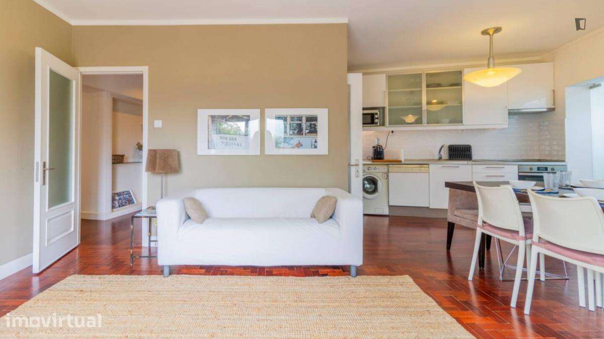 Apartamento com 3 quartos - localizado em Lordelo do Ouro Porto - Grande imagem: 5/14