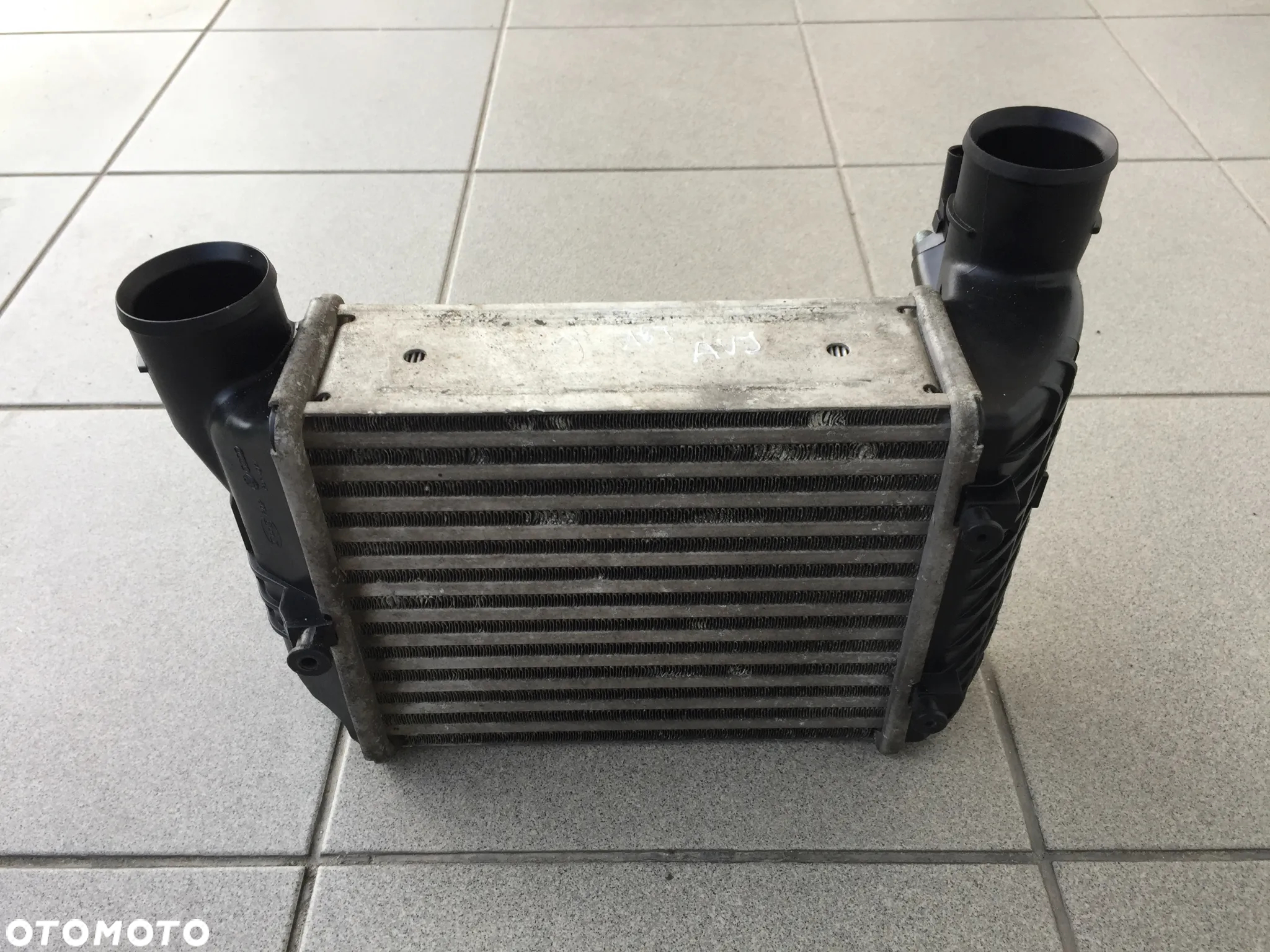 CHŁODNICA POWIETRZA INTERCOOLER LEWA LEWY AUDI A4 B6 A4 B7 1.8T BFB AVJ 8E0145805L - 2