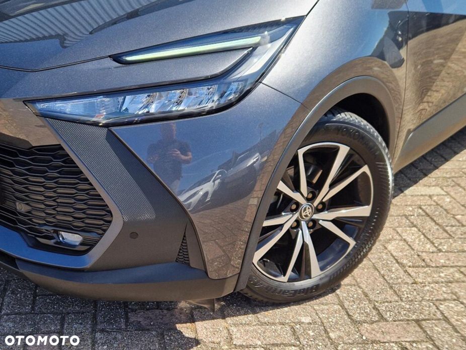 Toyota C-HR - 12