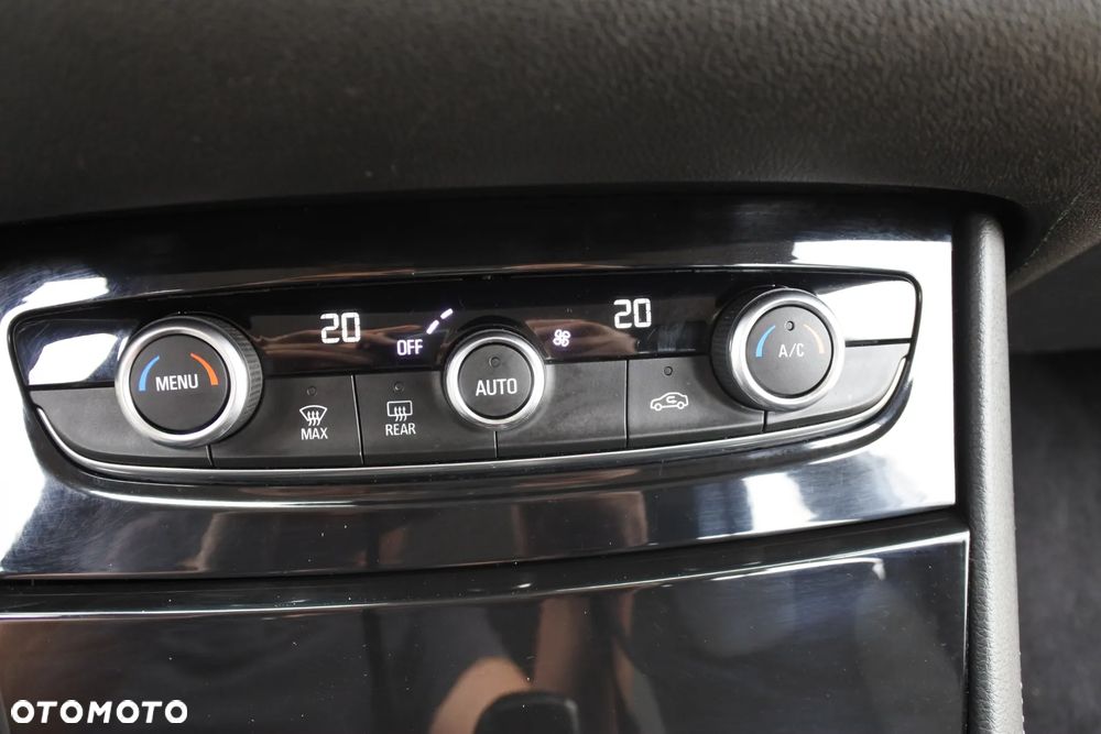 Opel Grandland X 1.2 Start/Stop Business INNOVATION - 19