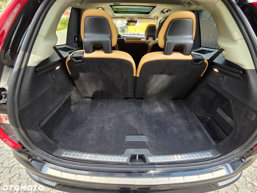 Volvo XC 90 T6 AWD Momentum 7os - 25