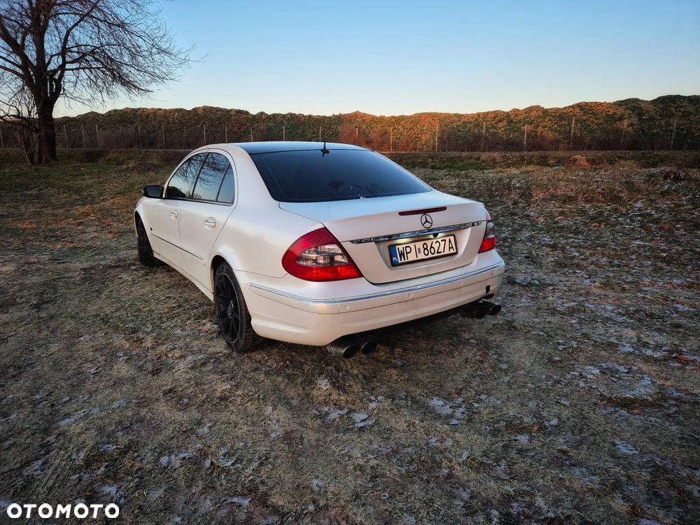 Mercedes-Benz Klasa E 500 T Avantgarde - 5