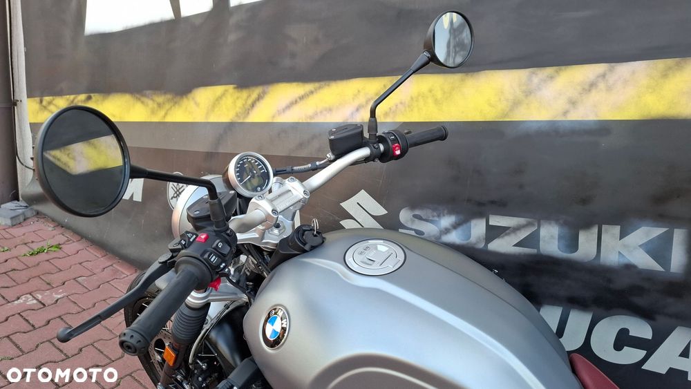 BMW R - 18