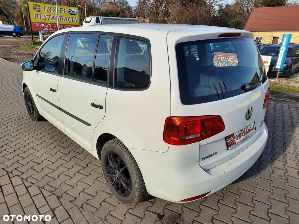 Volkswagen Touran 1.6 TDI DPF BlueMotion Technology DSG Trendline - 9