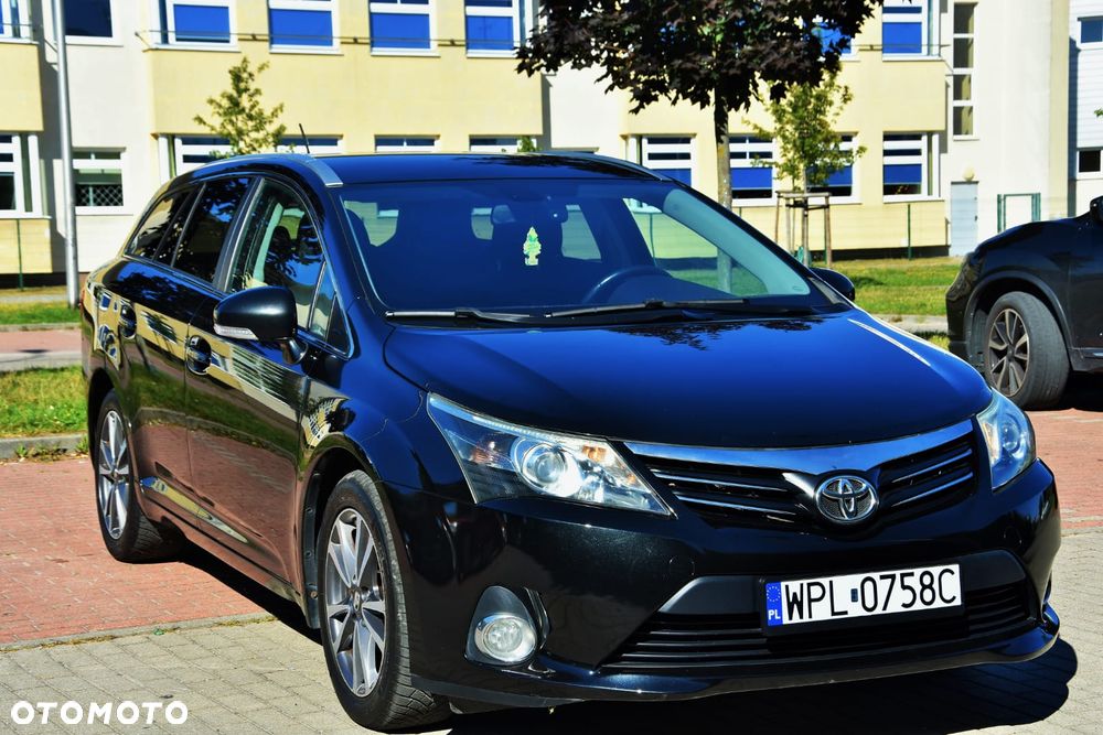 Toyota Avensis 2.0 D-4D Executive - 14