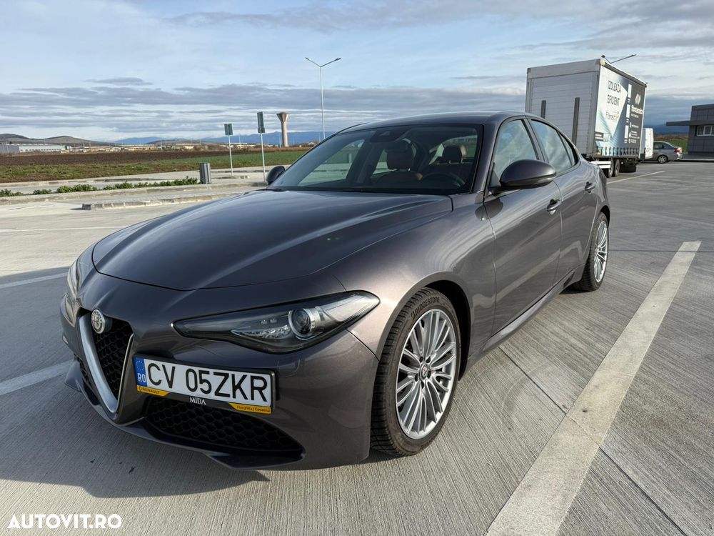 Alfa Romeo Giulia 2.2 Diesel AT8 Advanced Efficiency - 3