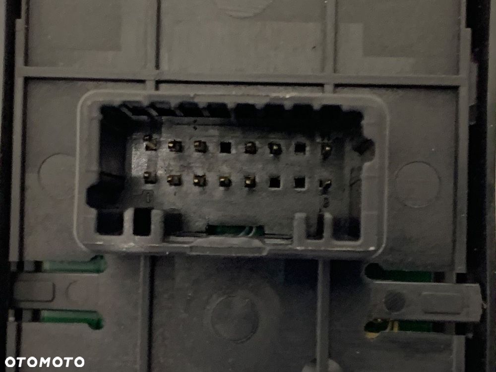 PRZEŁĄCZNIK SZYB  RENAULT MEGANE III liftback (BZ0/1_, B3_) 2008 - 2022 1.5 dCi (BZ0C) 66 kW [90 - 4