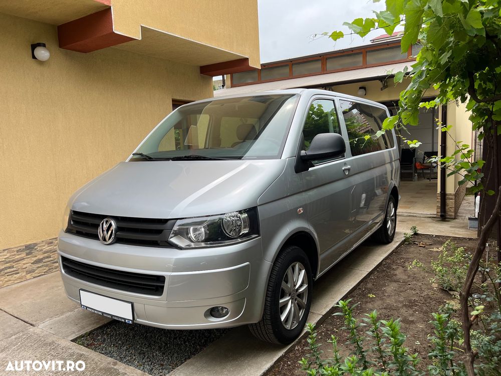 VOLKSWAGEN Caravelle