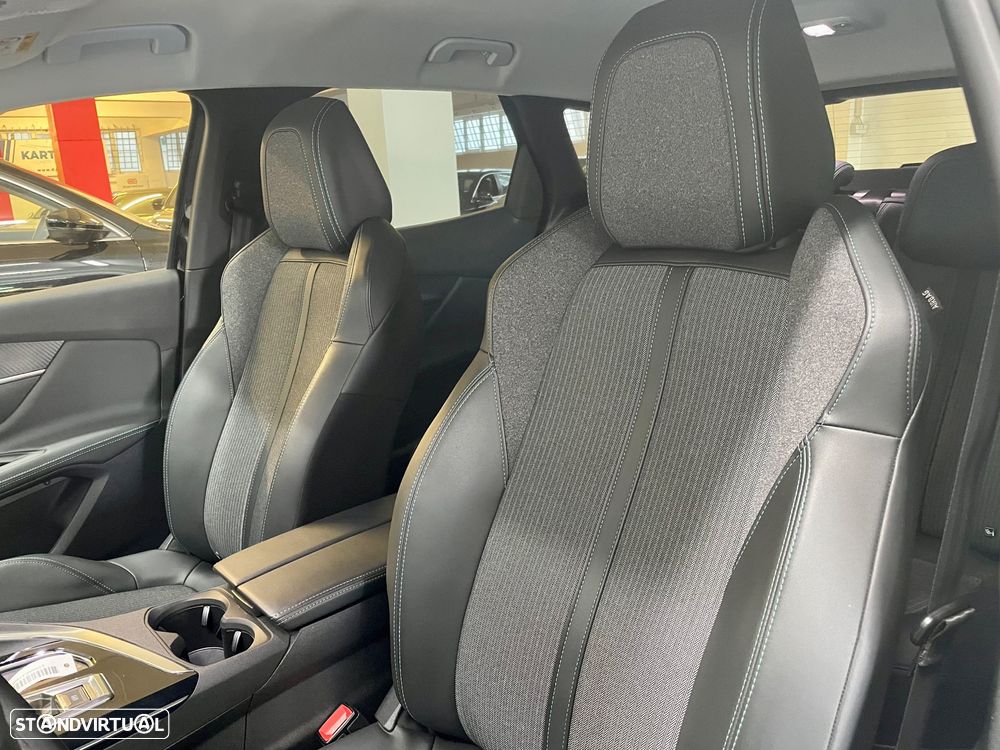 Peugeot 3008 225 e-EAT8 Allure Pack - 19