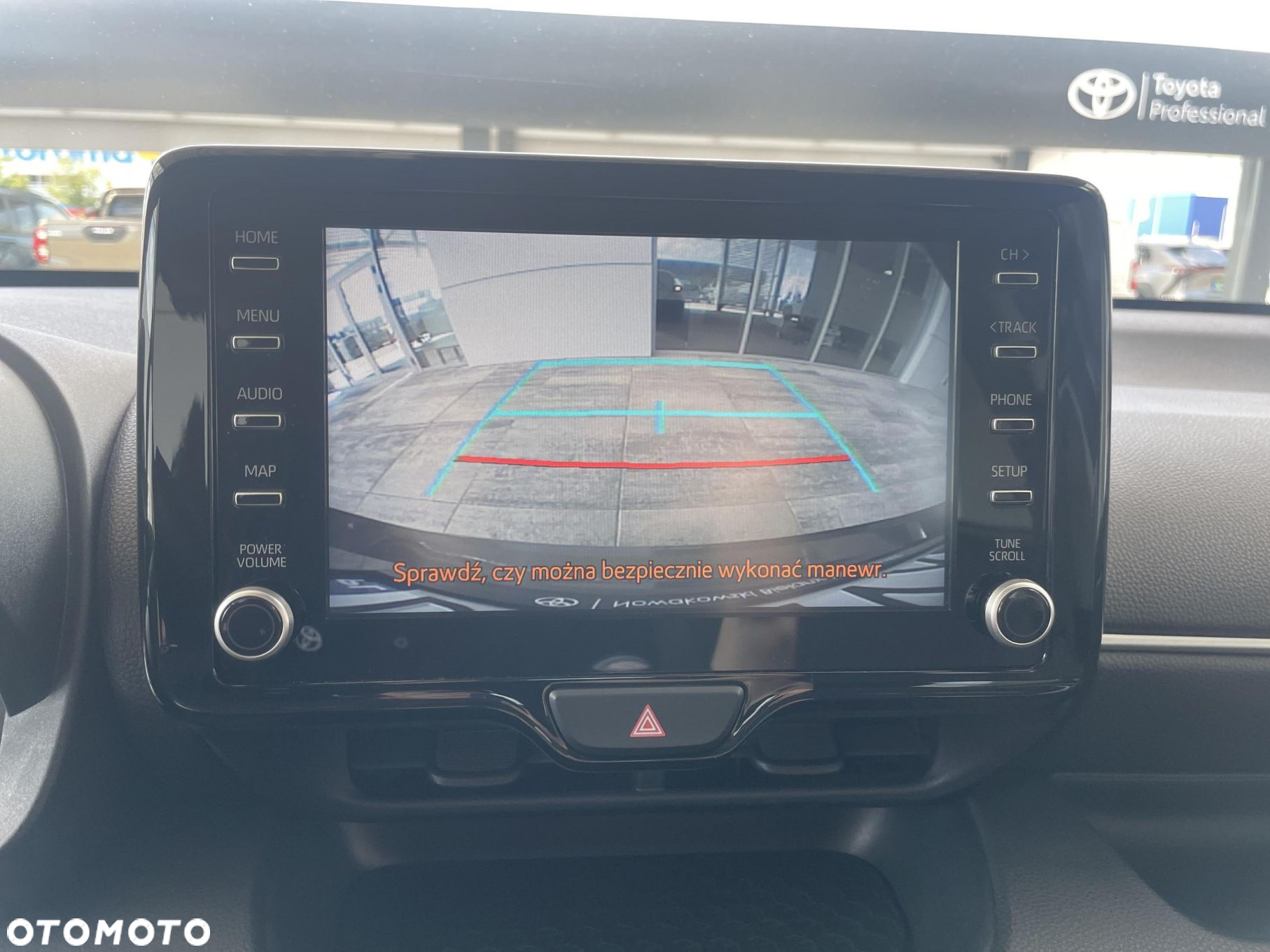Toyota Yaris - 18