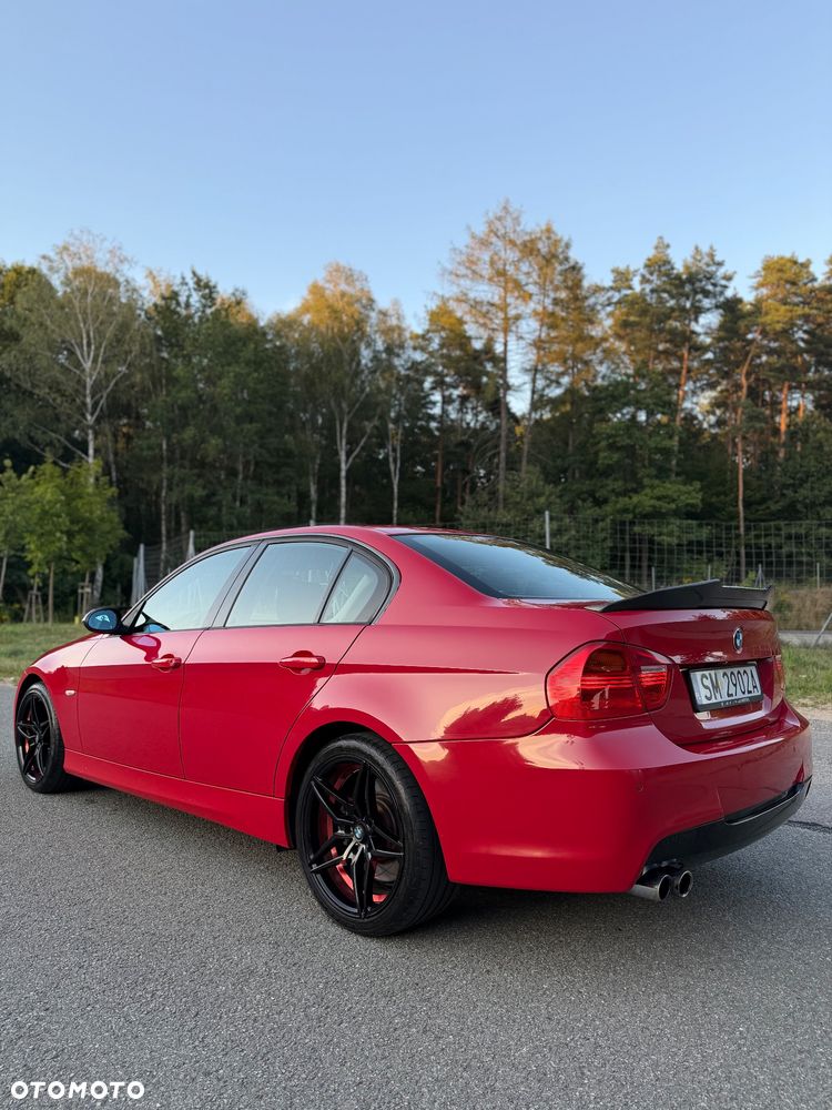 BMW Seria 3 330i - 1