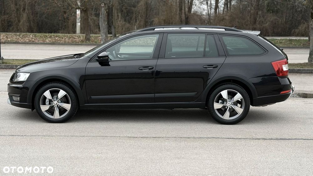 Skoda Octavia 2.0 TDI 4x4 DSG Scout - 9