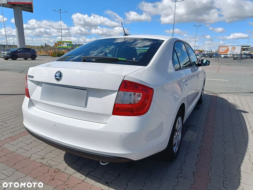 Skoda RAPID 1.2 TSI Ambition DSG - 14