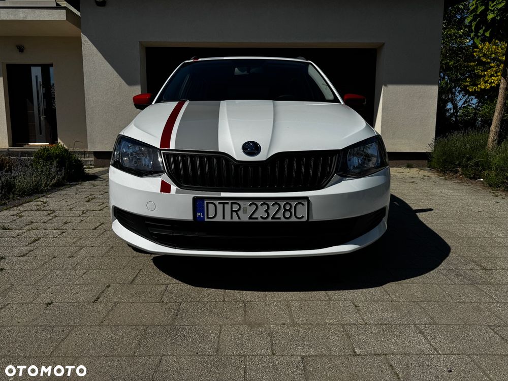 Skoda Fabia 1.2 TSI Cool Edition Red & Grey - 3