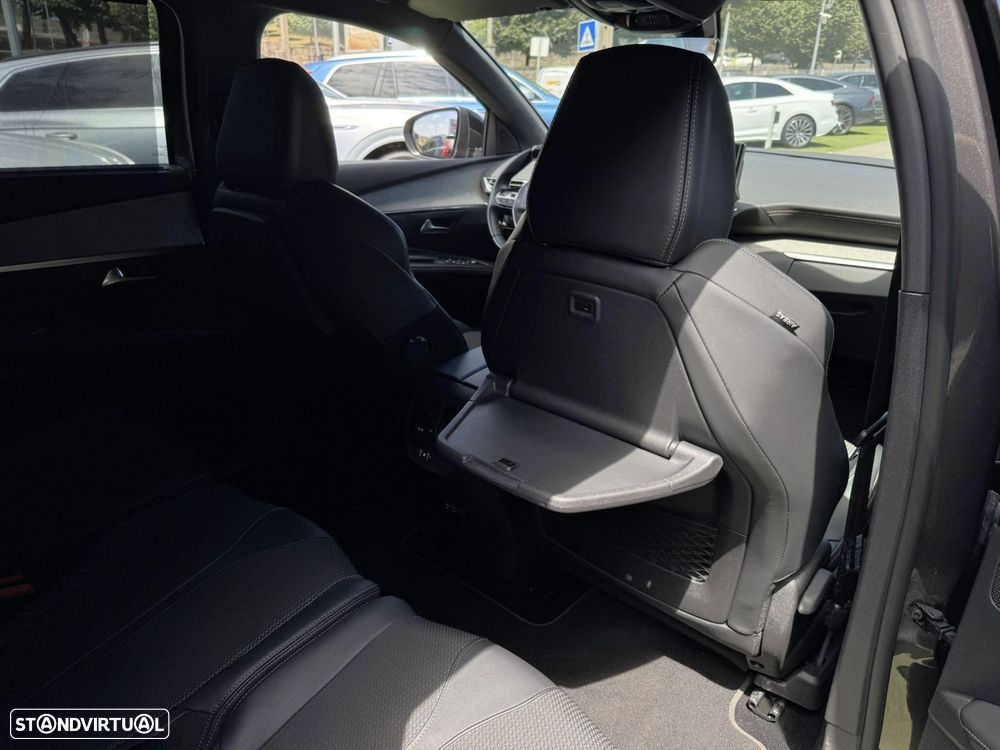 Peugeot 5008 1.5 BlueHDi GT EAT8 - 22