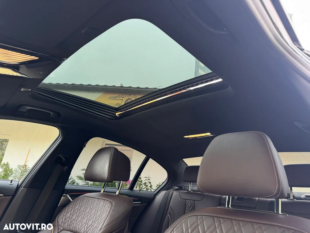 BMW Seria 5 520d Aut. M Sport Edition - 11