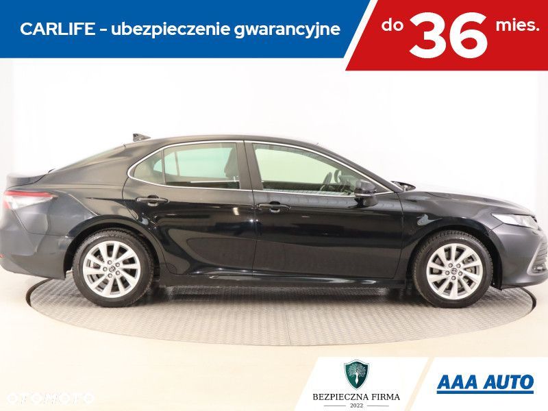 Toyota Camry - 8