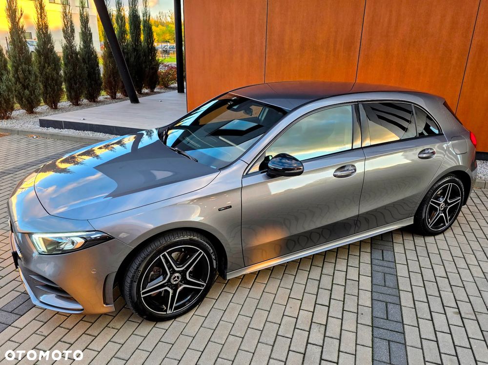 Mercedes-Benz Klasa A 250 E AMG Line 8G-DCT - 15