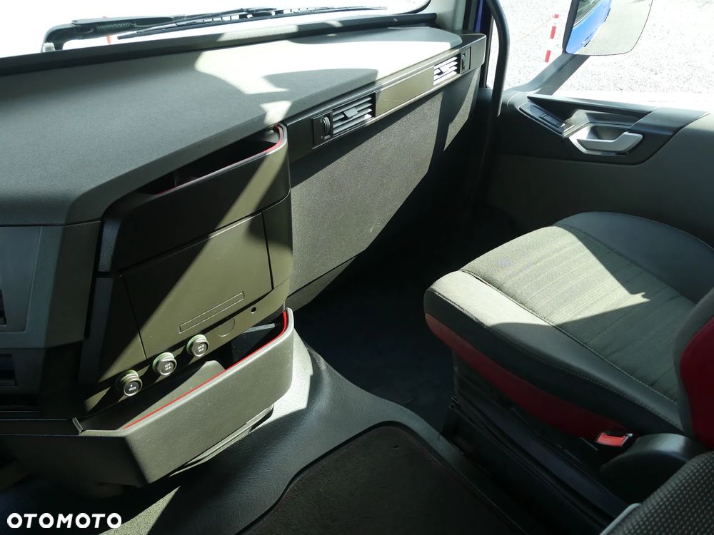 Volvo FH4 460 / EURO 6 / AUTOMAT / STANDARD / - 35