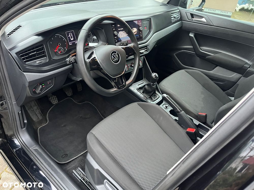 Volkswagen Polo 1.0 - 11