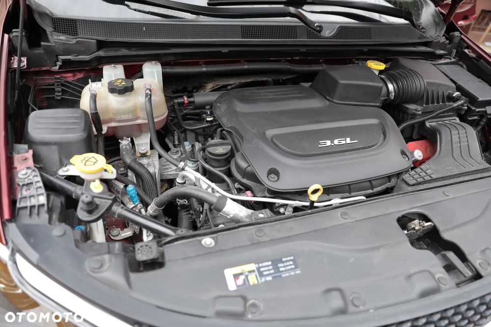 Chrysler Pacifica - 7