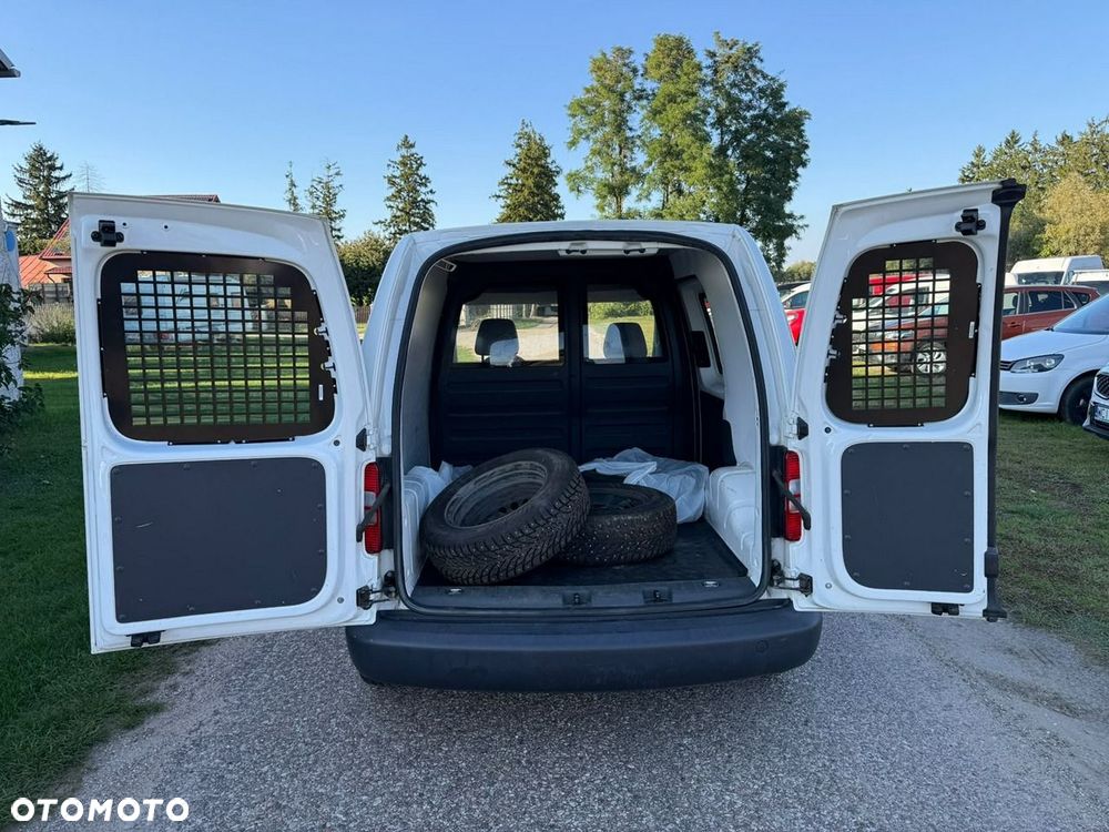 Volkswagen Caddy - 21