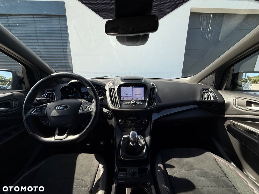 Ford Kuga 2.0 TDCi 4x2 ST-Line - 8