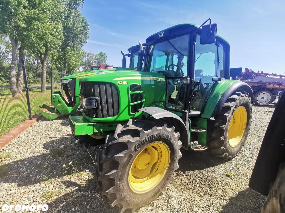John Deere 6230 - 8
