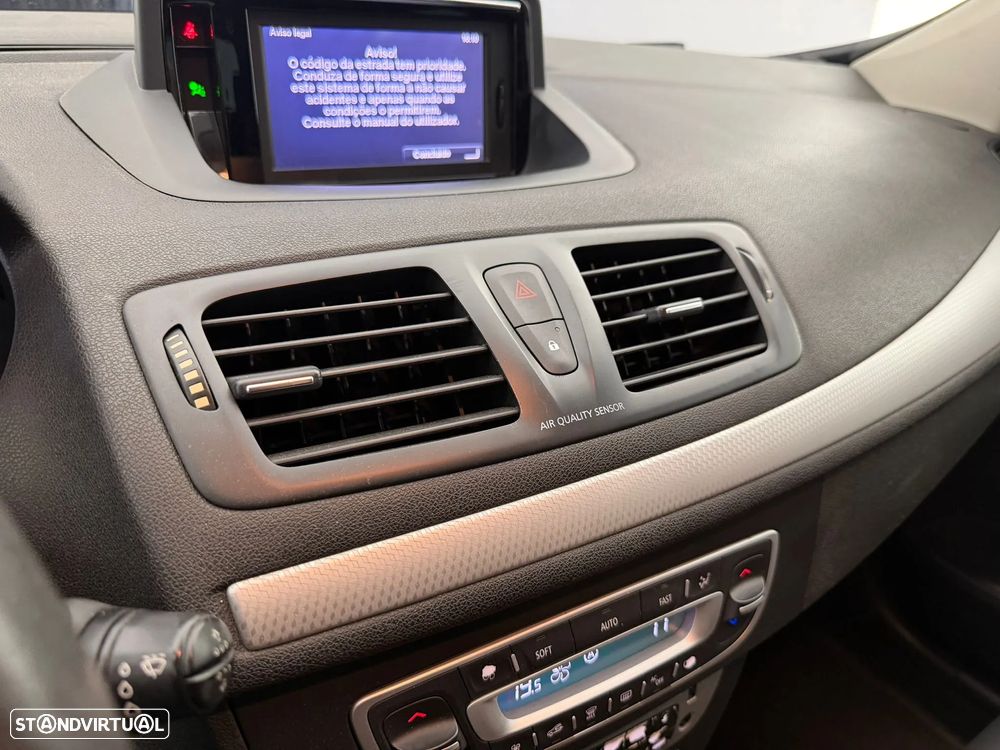 Renault Mégane 1.5 dCi Comfort SS - 8