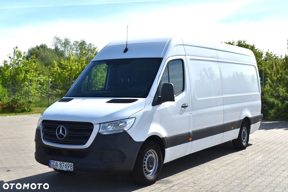 Mercedes-Benz Sprinter - 4