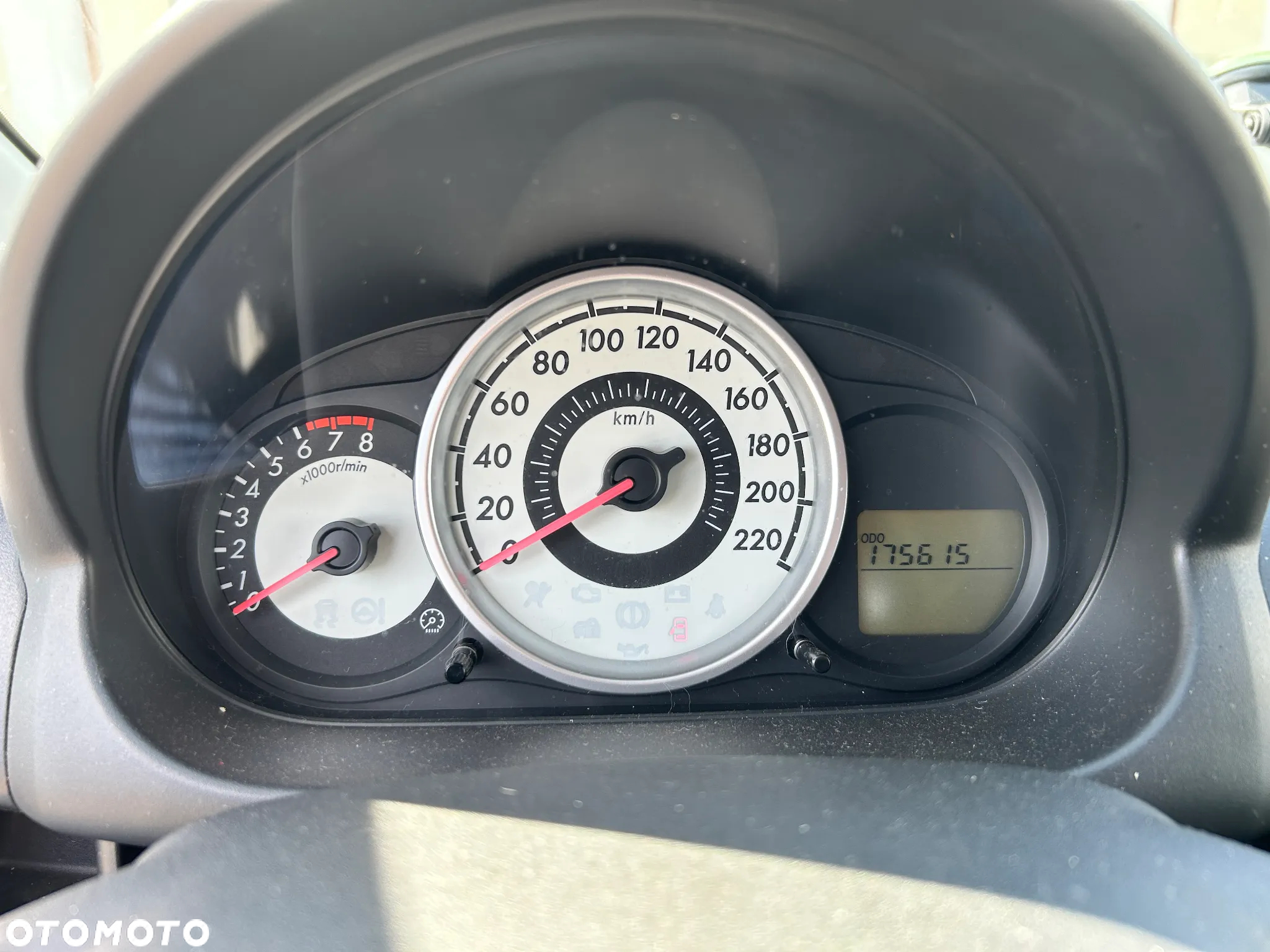 Mazda 2 1.5 Sport - 16