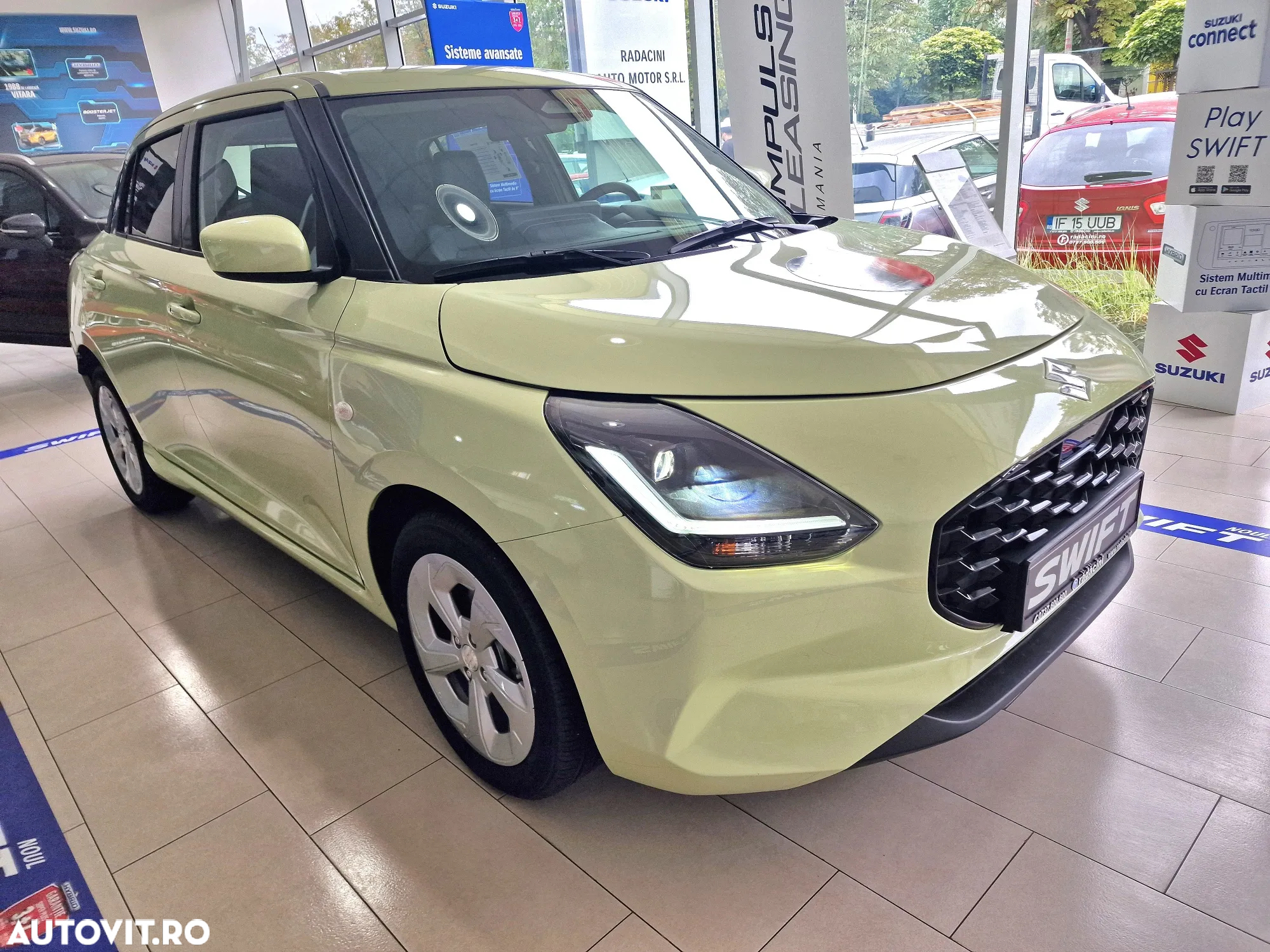 Suzuki Swift 1.2 Dualjet 12V MHEV CVT Passion - 2