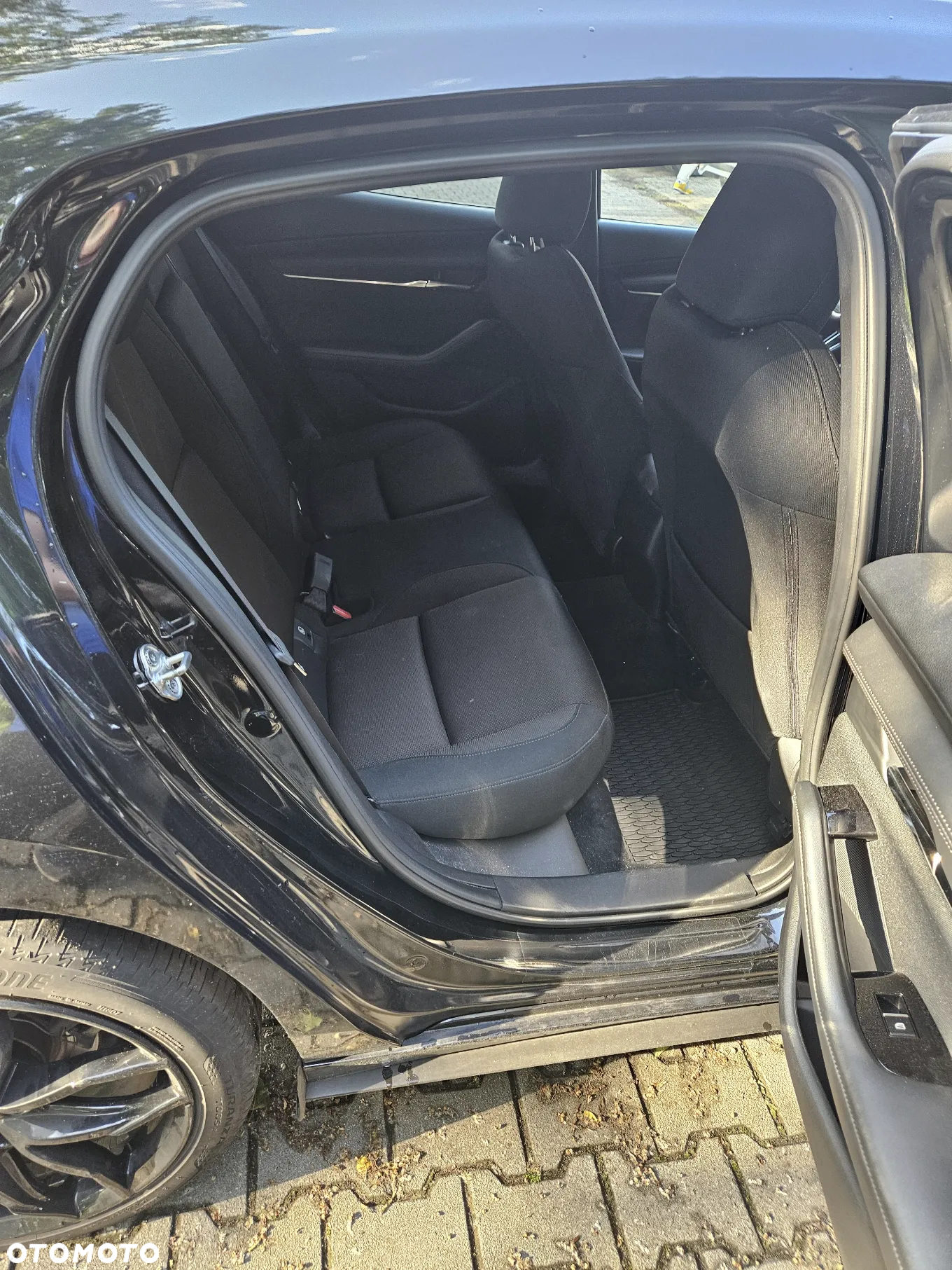 Mazda 3 SKYACTIV-G 2.0 M-Hybrid SELECTION - 6