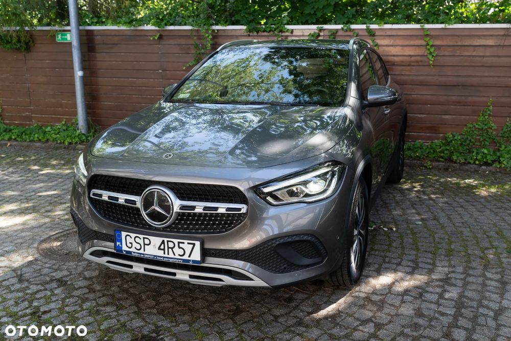 Mercedes-Benz GLA 200 Business Edition - 12