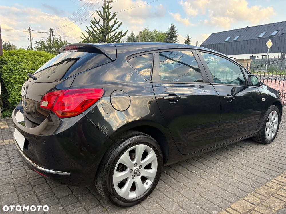 Opel Astra 1.4 Turbo Cosmo - 6