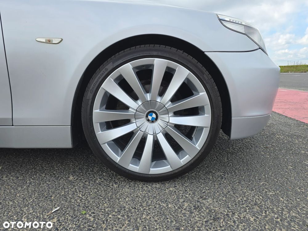 BMW Seria 5 525i - 20
