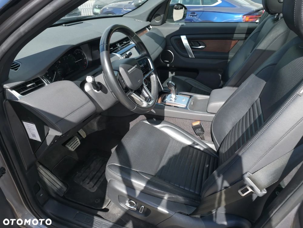 Land Rover Discovery Sport P300e SE - 14