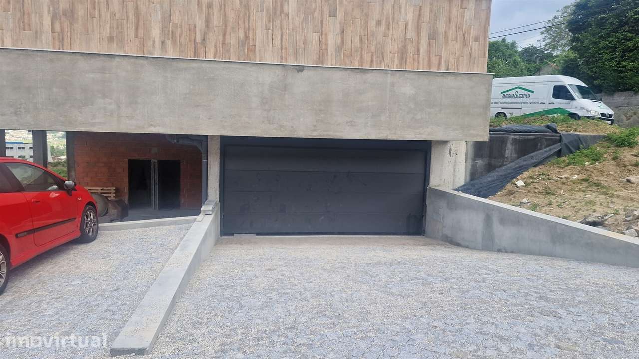 ARRENDAMENTO - Apartamento T2 em Serzedelo - Grande imagem: 4/12