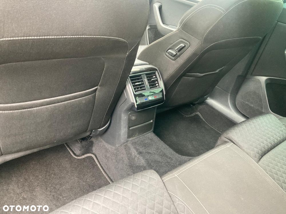 Skoda Superb 1.4 TSI ACT DSG Active - 11