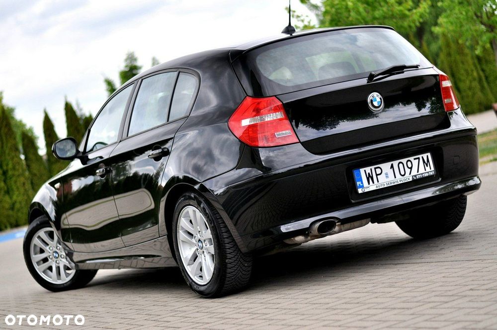 BMW Seria 1 116i - 22