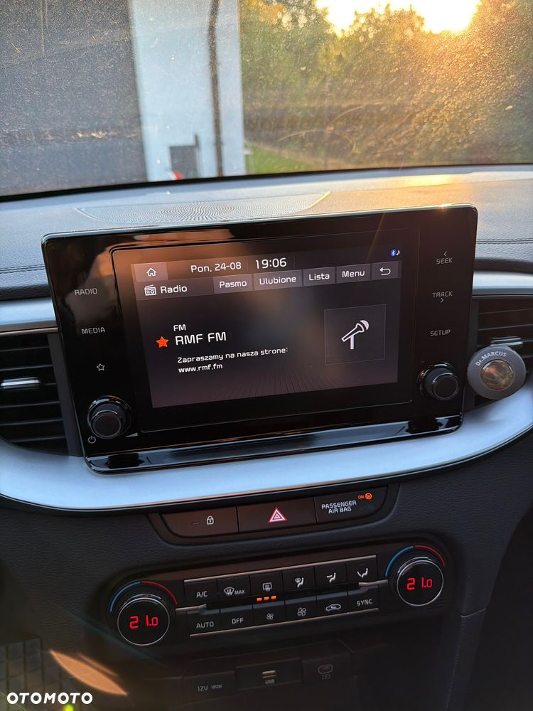 Kia XCeed 1.5 T-GDI Business Line DCT - 19
