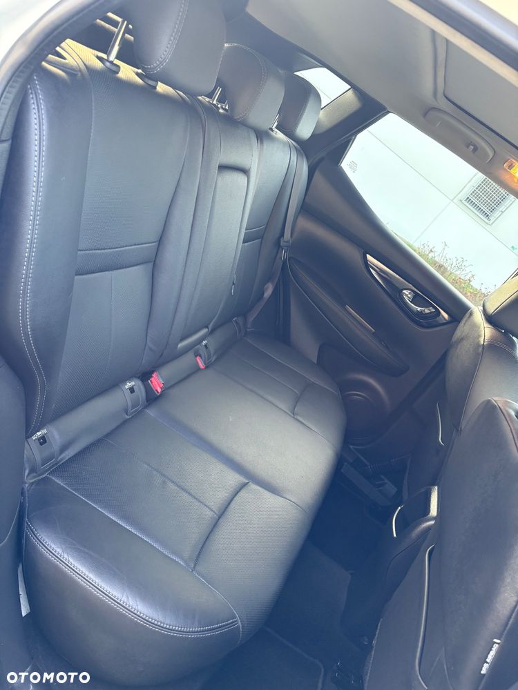 Nissan Qashqai 1.6 DCi ALL-MODE 4x4i TEKNA - 12