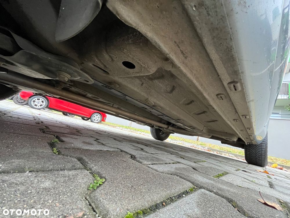 Ford KA 1.2 Grand Prix EU5 - 11