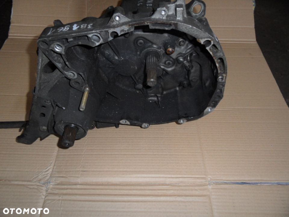 SKRZYNIA BIEGOW MEGANE I 1.6 16V JB1 961 - 2