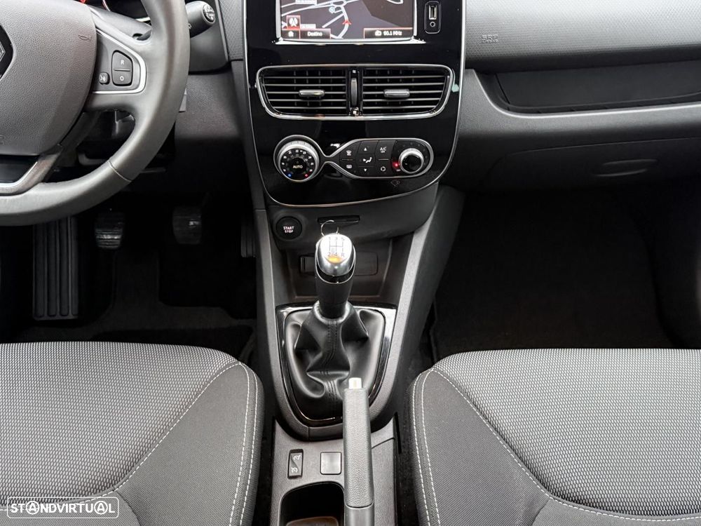 Renault Clio 0.9 TCE Limited - 31