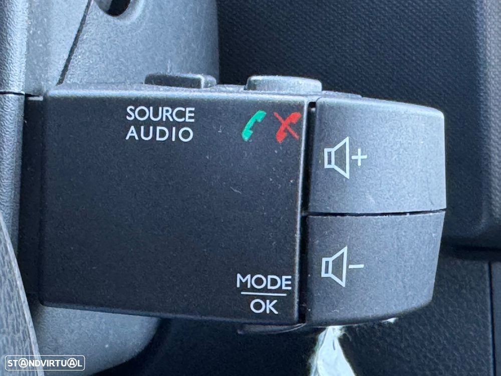 Dacia Sandero 0.9 TCe Stepway - 21