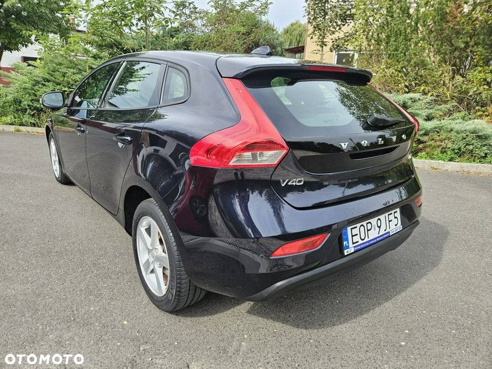 Volvo V40 T2 Drive-E Momentum - 4
