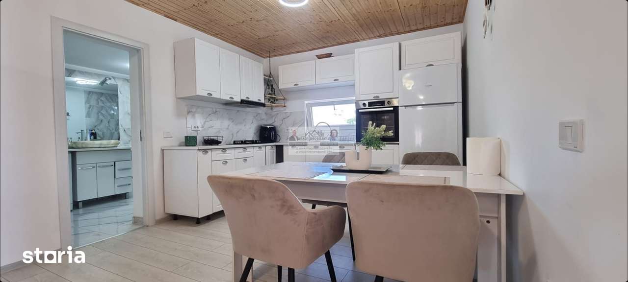 Spatiu comercial/Apartament la etaj/Teren 1187 mp - Imagine principală: 3/11